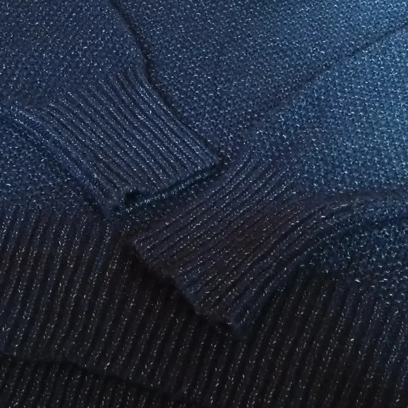 3/$25 Pink Rose navy blue sweater with white specs cowl neck sz L - Picture 7 of 8